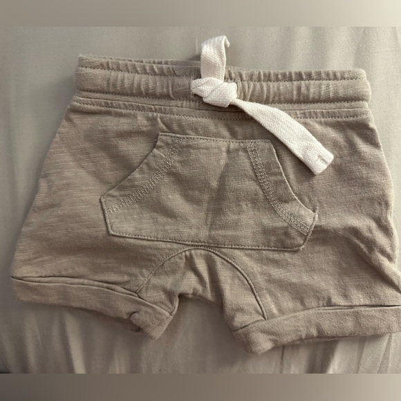 Rylee and Cru Unisex Shorts 0-3 mo - Picture 1 of 3